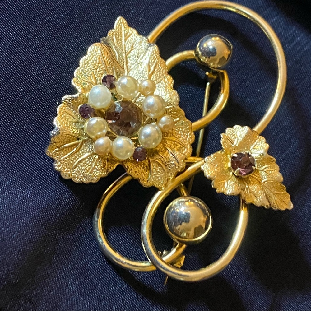 Sale! TRIAD: A beautiful Gold Leaf Brooch with Purple and “Pearl” Accents.